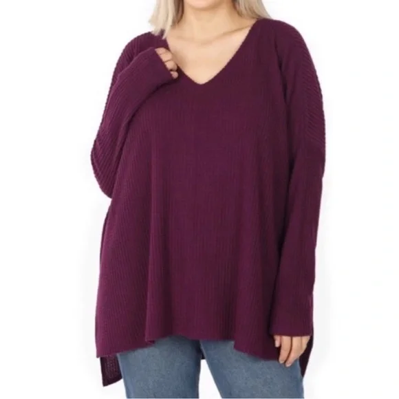 ZENANA
Oversized Thermal Waffle Knit V-Neck Sweater FINAL FEW! - Picture 1 of 8